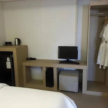 Hotel W Shinjeju Exteriör bild