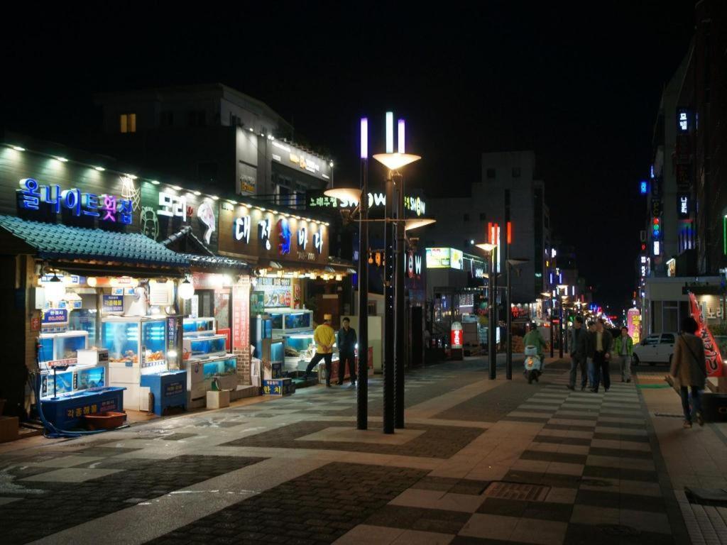 Hotel W Shinjeju Exteriör bild