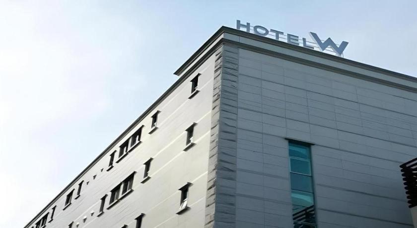 Hotel W Shinjeju Exteriör bild